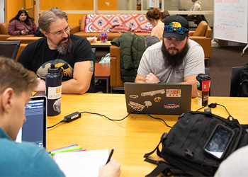 Students studying in the Veteran Center.