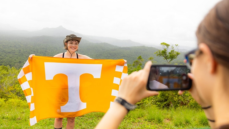 Thirteen UT Students Earn Gilman Scholarships to Study Abroad