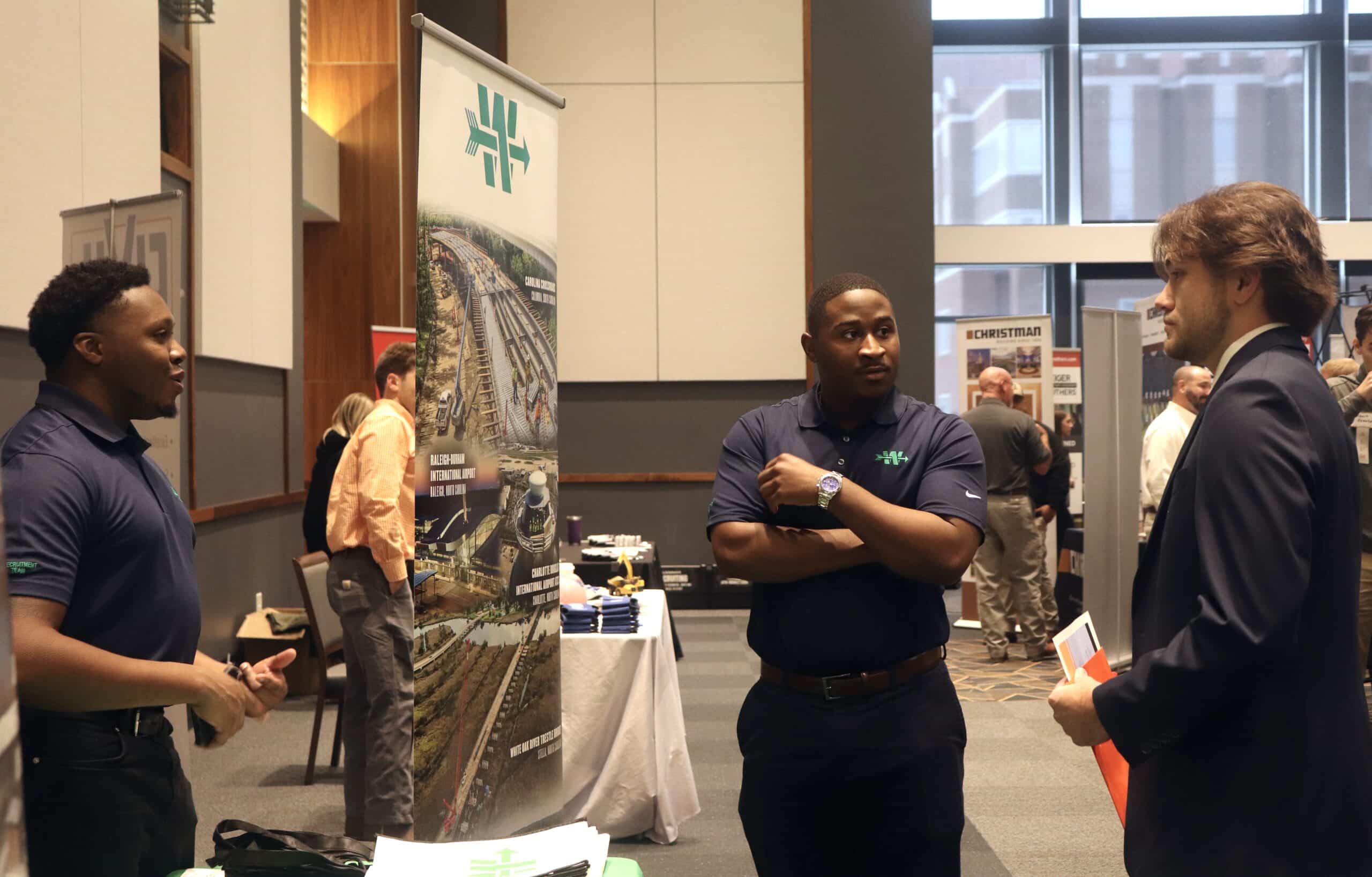 Vols Utilize UT’s Job Fair Season to Make Connections